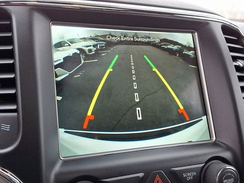 Used 2018 Jeep Grand Cherokee Overland image 21