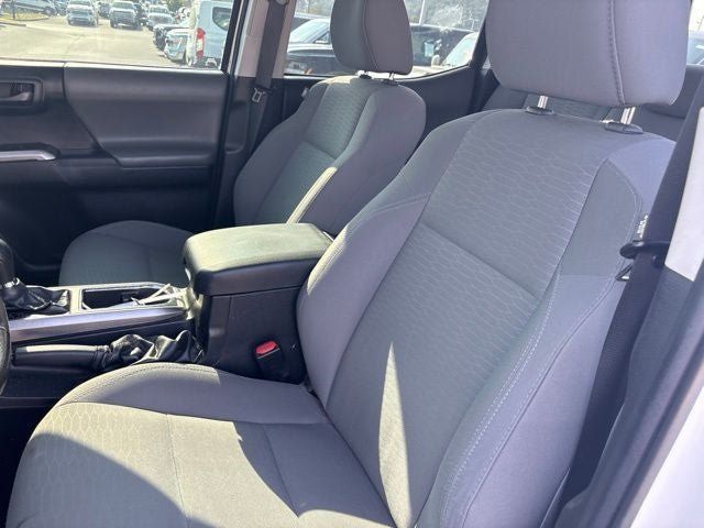 Used 2019 Toyota Tacoma SR5 RWD image 18