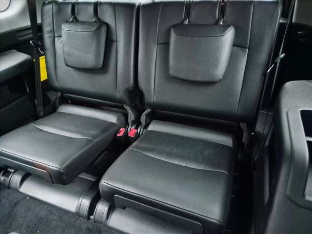 Used 2018 Toyota 4Runner Limited AWD/4WD image 19