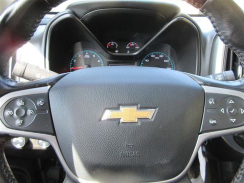 Used 2022 Chevrolet Colorado LT w/ Fleet Safety Package image 13
