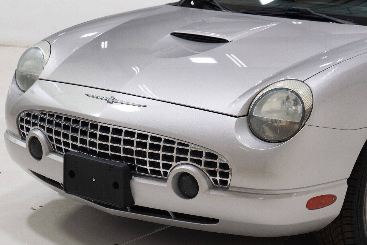 Used 2005 Ford Thunderbird RWD image 15