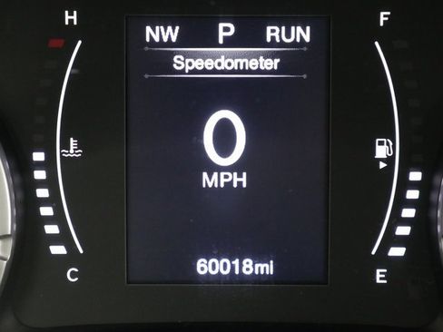 Used 2019 Jeep Renegade Sport image 17