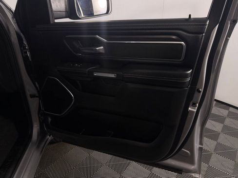 Used 2025 RAM 1500 Laramie AWD/4WD image 34