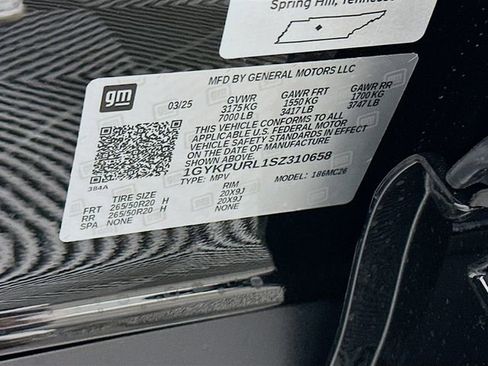 New 2025 Cadillac Lyriq Sport image 20