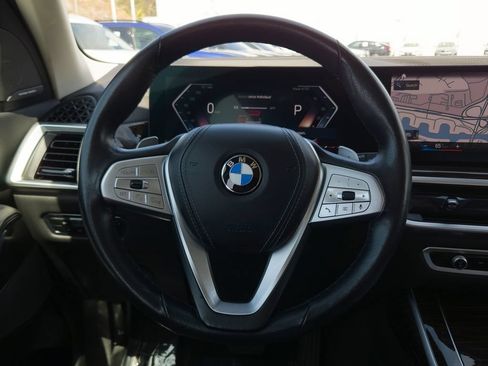 Used 2023 BMW X7 xDrive40i AWD/4WD image 19