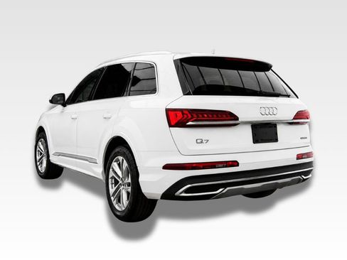 Used 2022 Audi Q7 3.0T Premium Plus AWD/4WD image 3