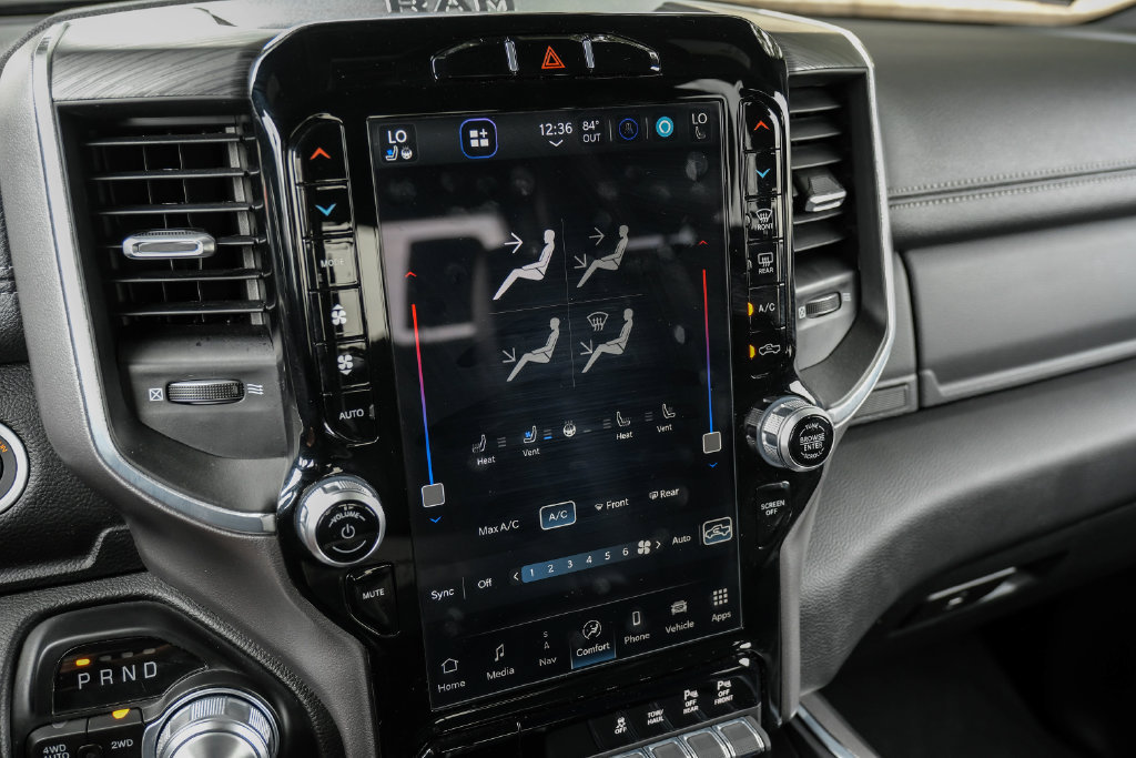 Used 2023 RAM 1500 Laramie AWD/4WD image 43
