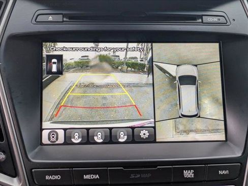 Used 2018 Hyundai Santa Fe SE image 22