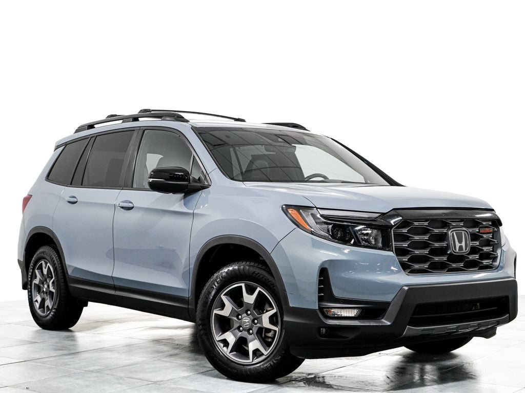 Used 2022 Honda Passport TrailSport image 1