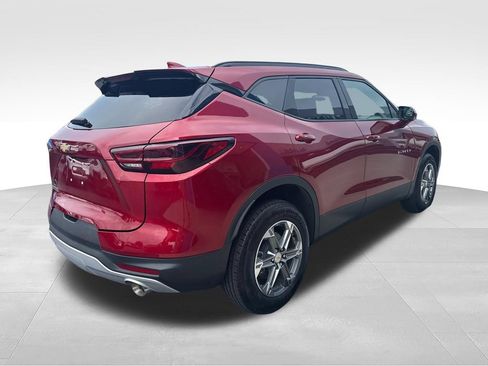 Used 2024 Chevrolet Blazer LT w/ Convenience Package FWD image 6