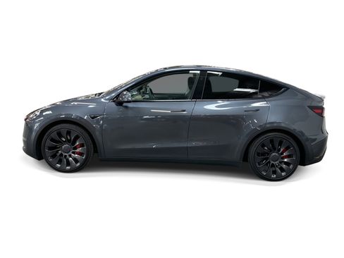 Certified 2023 Tesla Model Y Performance AWD/4WD image 3
