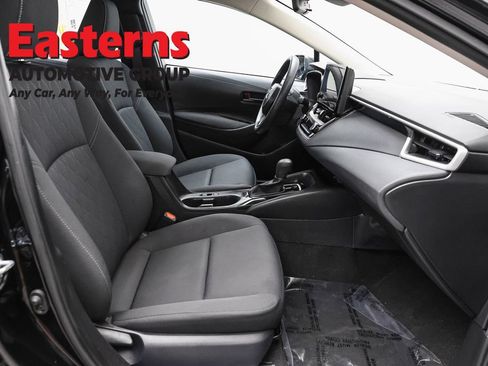 Used 2025 Toyota Corolla LE FWD image 23
