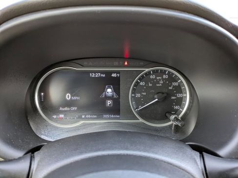 Used 2020 Nissan Kicks SV image 11