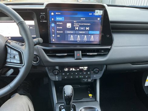 New 2026 Subaru Outback Touring XT AWD/4WD image 18