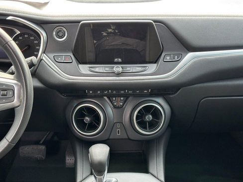 Used 2021 Chevrolet Blazer LT image 13