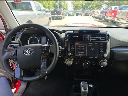 Used 2024 Toyota 4Runner TRD Off-Road image 25