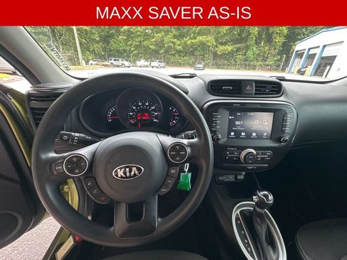 Used 2019 Kia Soul w/ Convenience Package FWD image 12