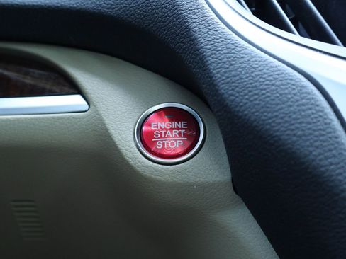 Used 2018 Acura TLX V6 image 26