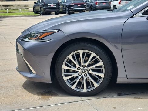 Used 2019 Lexus ES 350 w/ Accessory Package FWD image 8