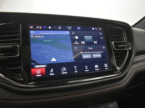 Used 2021 Dodge Durango R/T w/ Technology Group image 44