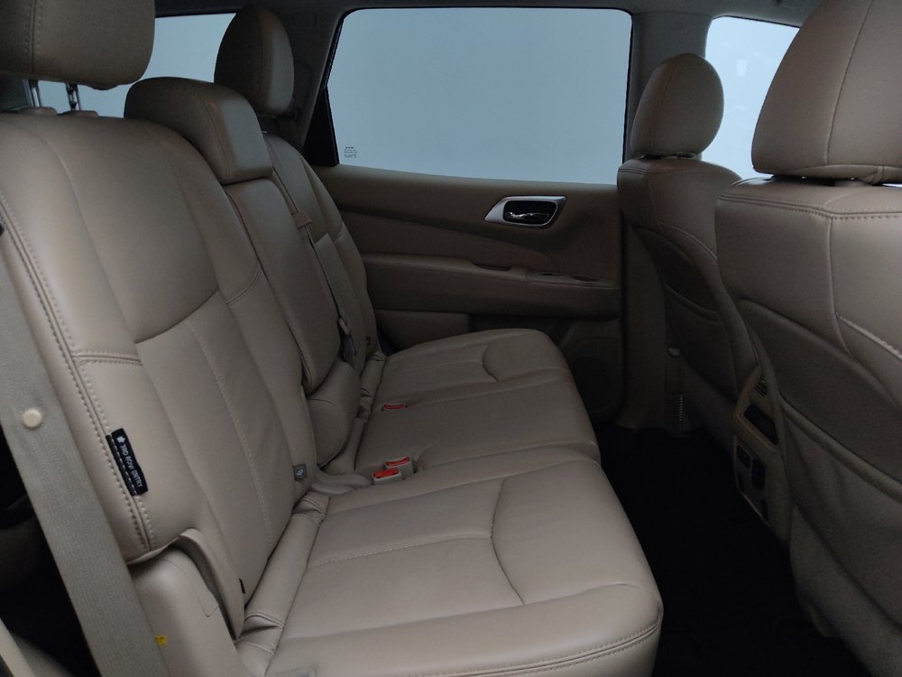 Used 2019 Nissan Pathfinder SL FWD image 19