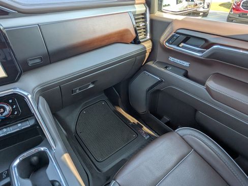 Used 2024 GMC Sierra 1500 Denali w/ Denali Reserve Package image 15