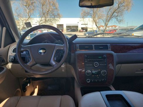 Used 2009 Chevrolet Silverado 1500 LTZ w/ White Diamond Edition image 10