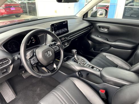 Used 2025 Honda HR-V EX-L image 12