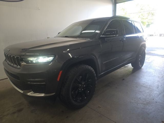 Used 2021 Jeep Grand Cherokee L Limited AWD/4WD image 34