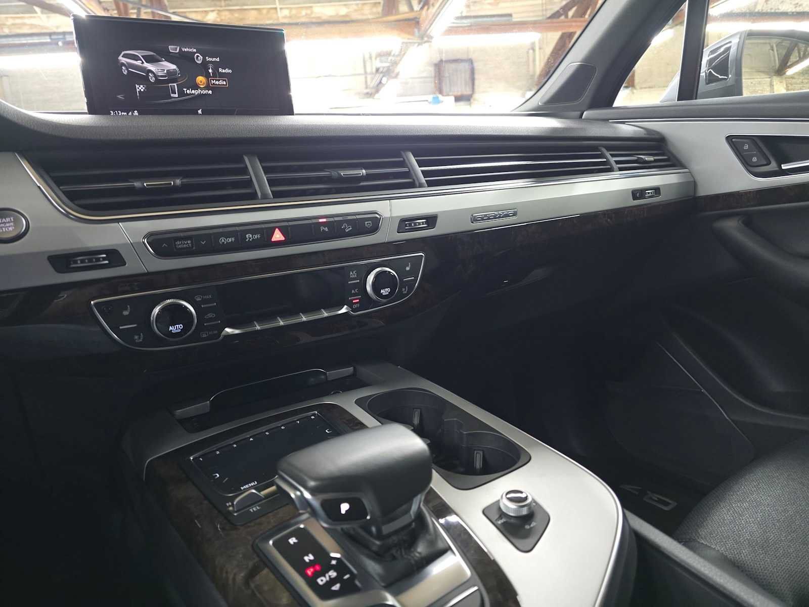 Used 2019 Audi Q7 2.0T Premium Plus w/ Premium Plus Package AWD/4WD image 35