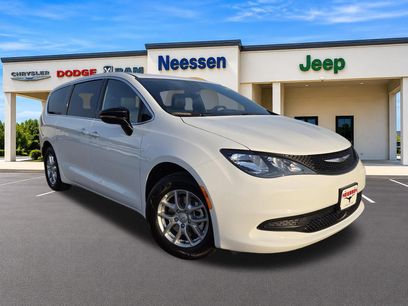 New 2026 Chrysler Voyager LX