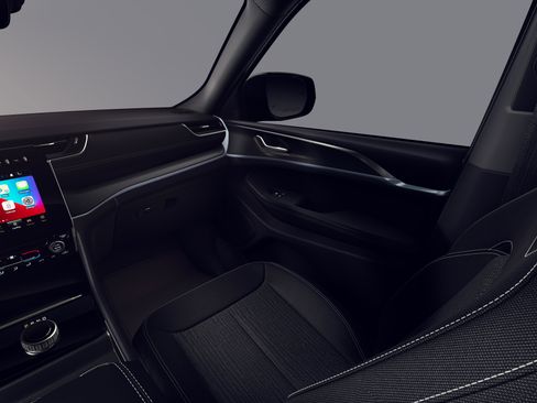 New 2026 Jeep Grand Cherokee L Laredo image 7