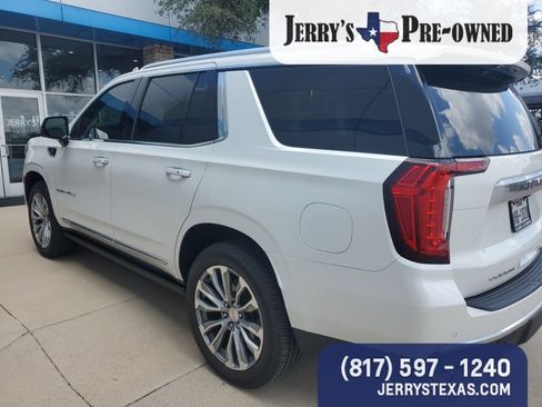 Used 2021 GMC Yukon Denali w/ Denali Premium Package AWD/4WD image 7