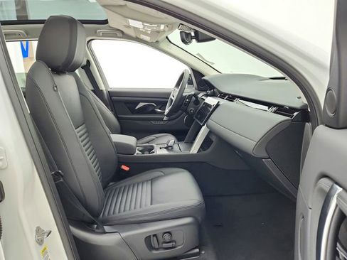 Certified 2025 Land Rover Discovery Sport S image 22