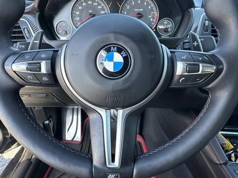 Used 2019 BMW M4 Convertible w/ Competition Package image 14