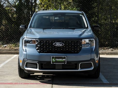 Used 2025 Ford Maverick Lariat w/ 4K Tow Package image 7