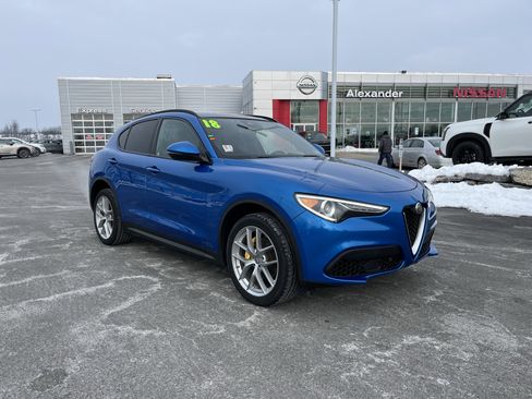 Used 2018 Alfa Romeo Stelvio Ti Sport image 1