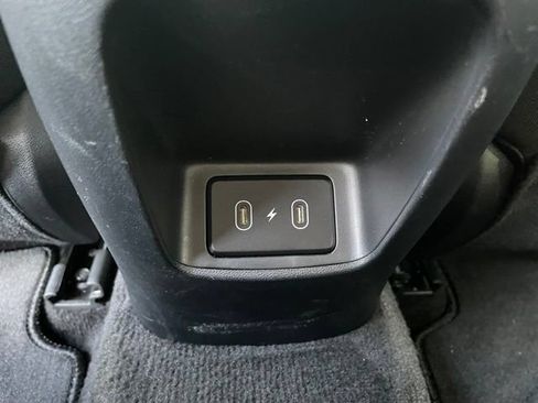 Used 2025 Hyundai Elantra SE FWD image 24