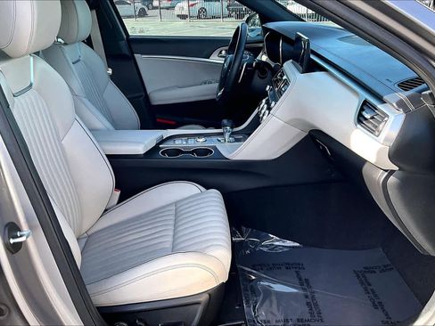Used 2023 Genesis G70 2.0T w/ Sport Prestige Package image 8