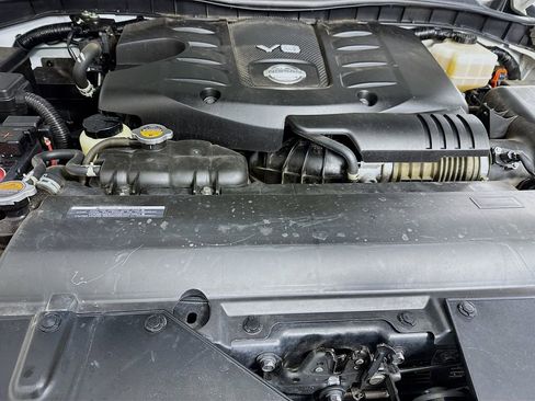 Used 2022 Nissan Armada SL image 38