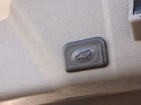 Used 2015 GMC Acadia SLT image 8