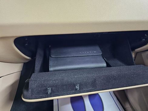 Used 2020 Porsche Cayenne image 39