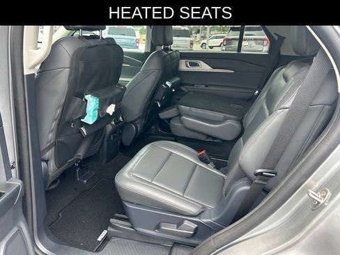 Used 2025 Ford Explorer Active w/ Active Comfort Package AWD/4WD image 15