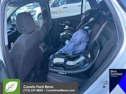 Used 2022 GMC Terrain SLE w/ Driver Convenience Package image 6