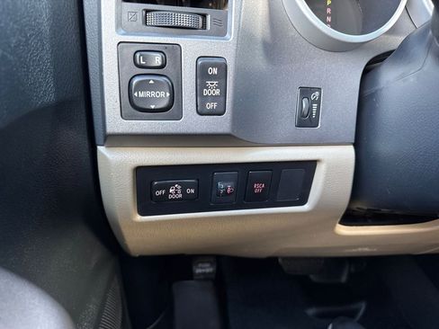 Used 2012 Toyota Tundra Grade 5.7L V8 image 32