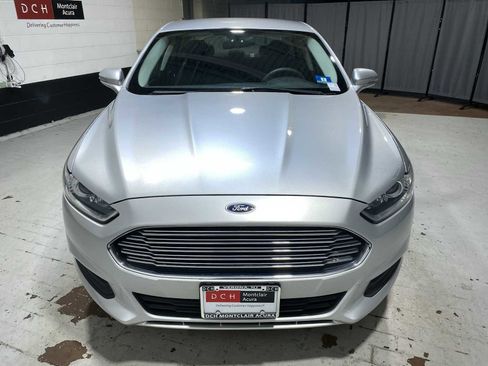 Used 2014 Ford Fusion SE FWD image 6