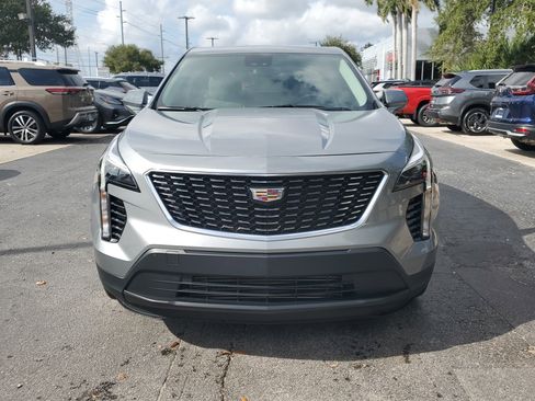Used 2023 Cadillac XT4 Luxury w/ Cold Weather Package image 2