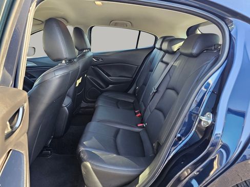 Used 2018 MAZDA MAZDA3 Touring image 26