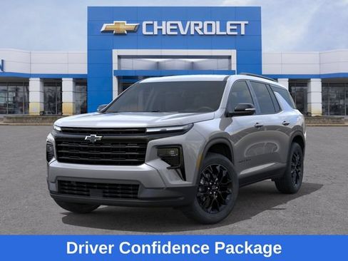New 2026 Chevrolet Traverse LT w/ Midnight/Sport Edition AWD/4WD image 7