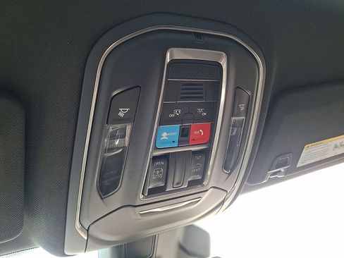 Used 2025 Jeep Grand Cherokee Laredo X AWD/4WD image 26
